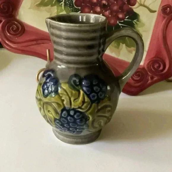 Vintage West Germany Ceramic Pitcher Wine Jug Grapes & Leaves Scheurich Kiramic - Picture 2 of 9